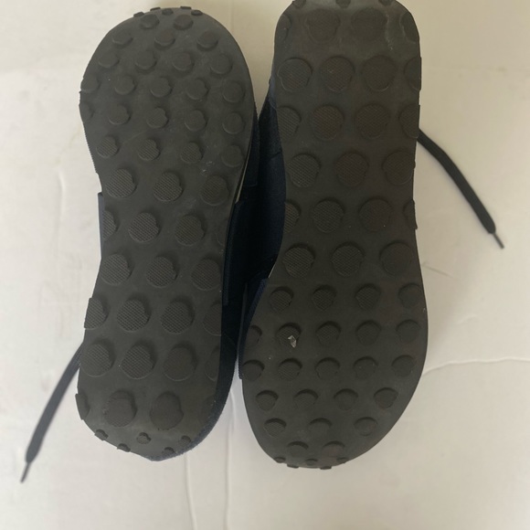 Moncler sneakers size 11 - Picture 6 of 10